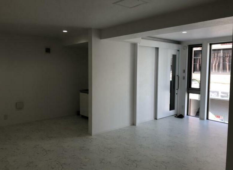 �y���̑������E�X�y�[�X�z�@