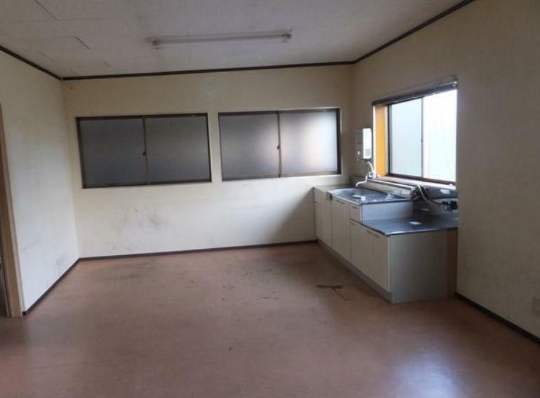 �y���̑������E�X�y�[�X�z�@