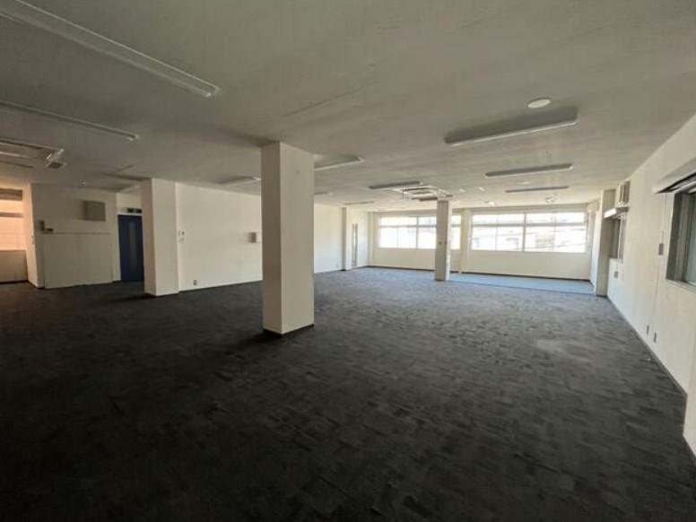 �y���̑������E�X�y�[�X�z�@