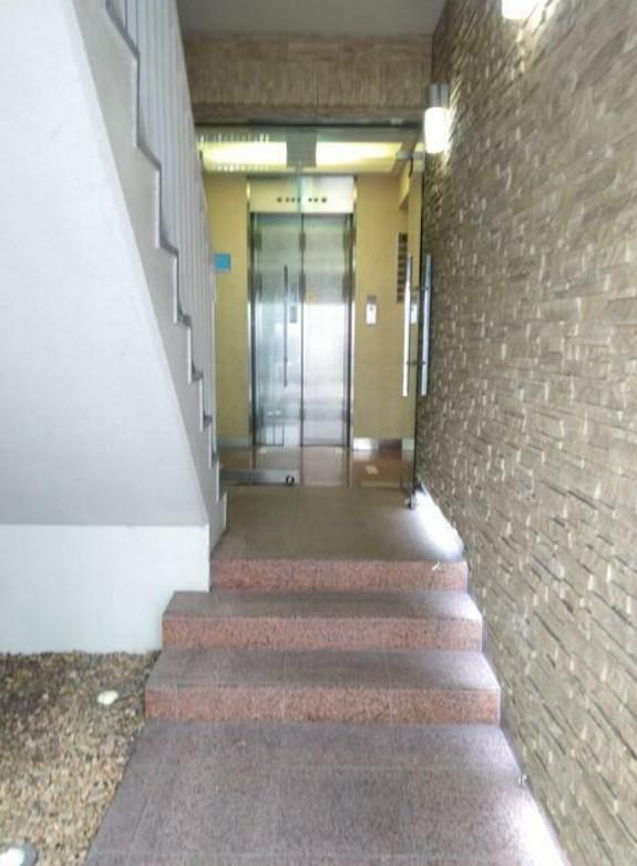 �y�G���g�����X�z�@